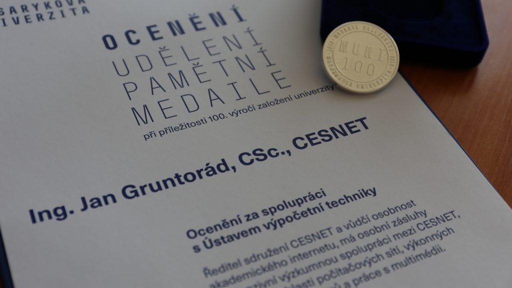 Ocenění pamětní medailí Masarykovy univerzity